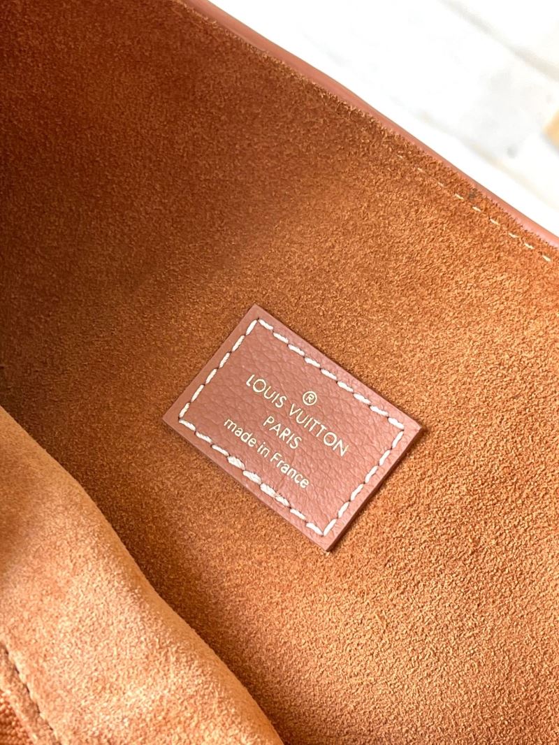 Louis Vuitton Hobo Bags